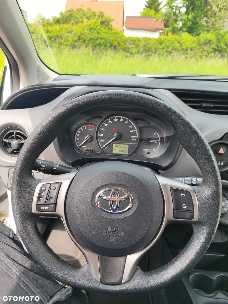 Toyota Yaris 1.5 Active - 7