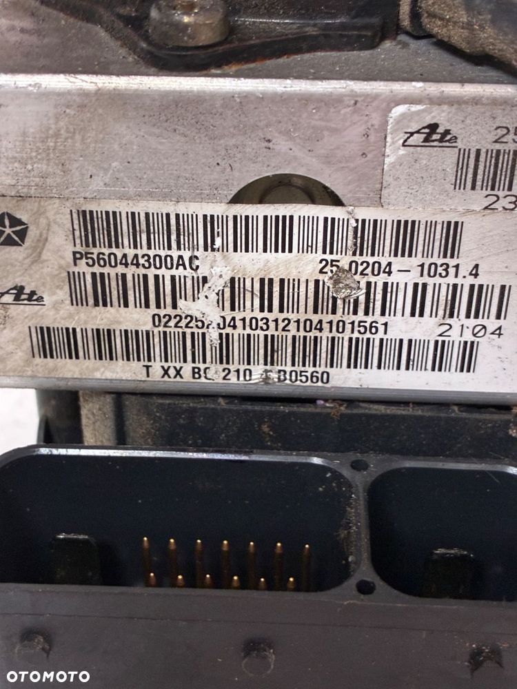 JEEP 2.8CRDI POMPA STEROWNIK ABS P56044300AC 56041821AA - 3