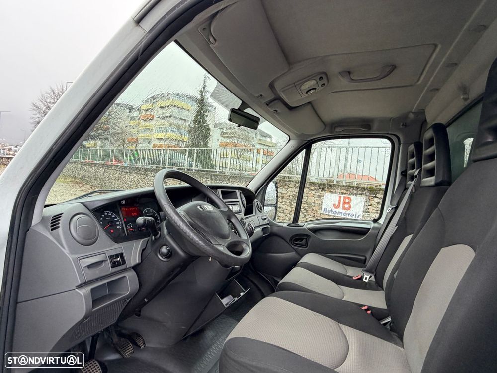 Iveco Daily 3.0 150 CV 35C15 Nacional 1 Registo - 7
