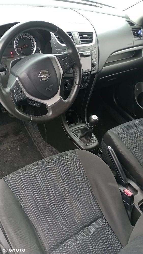 Suzuki Swift - 6