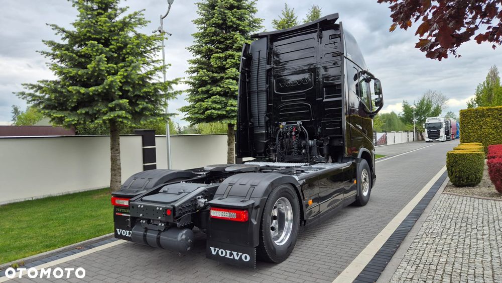 Volvo VOLVO///FH///500///2022/// GLOBETROTTER///XXL/// ALUFELGI///VIRTUAL COCPIT///TABLET///FULL LED///KLIMATYZACJA POSTOJOWA///ZABUDOWY MIĘDZYOSIOWE///KAMERA/// STAN BARDZO DOBRY - 5