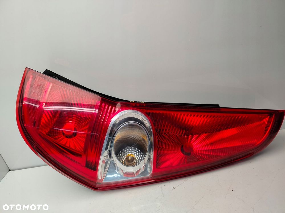 suzuki splash 08r- lampa prawy tył prawa tylna - 1