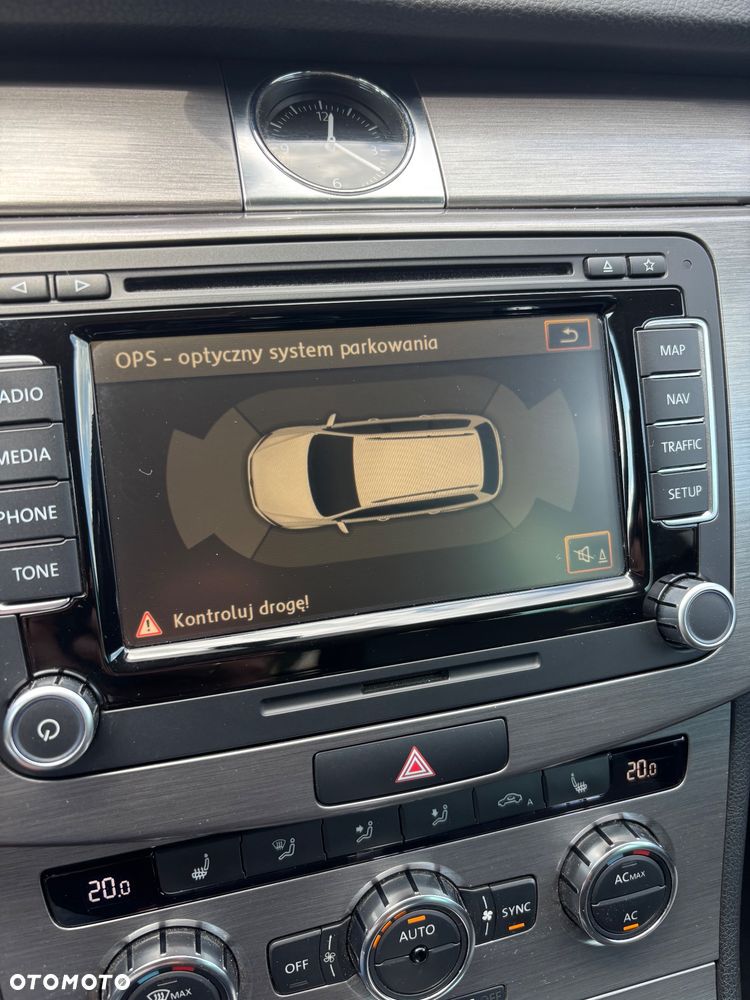 Volkswagen Passat 2.0 TDI Comfortline DSG - 21