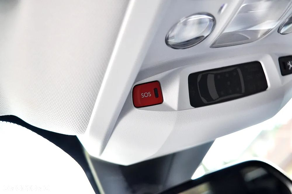 Peugeot 5008 1.2 PureTech Allure S&S - 33