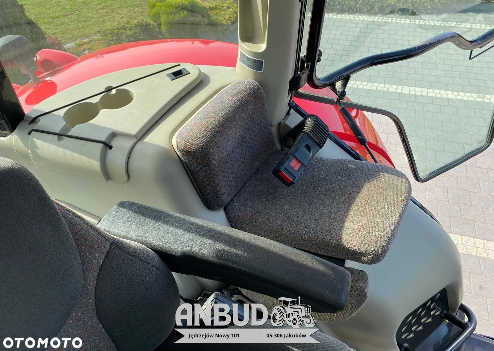 Massey Ferguson 7724 - 18