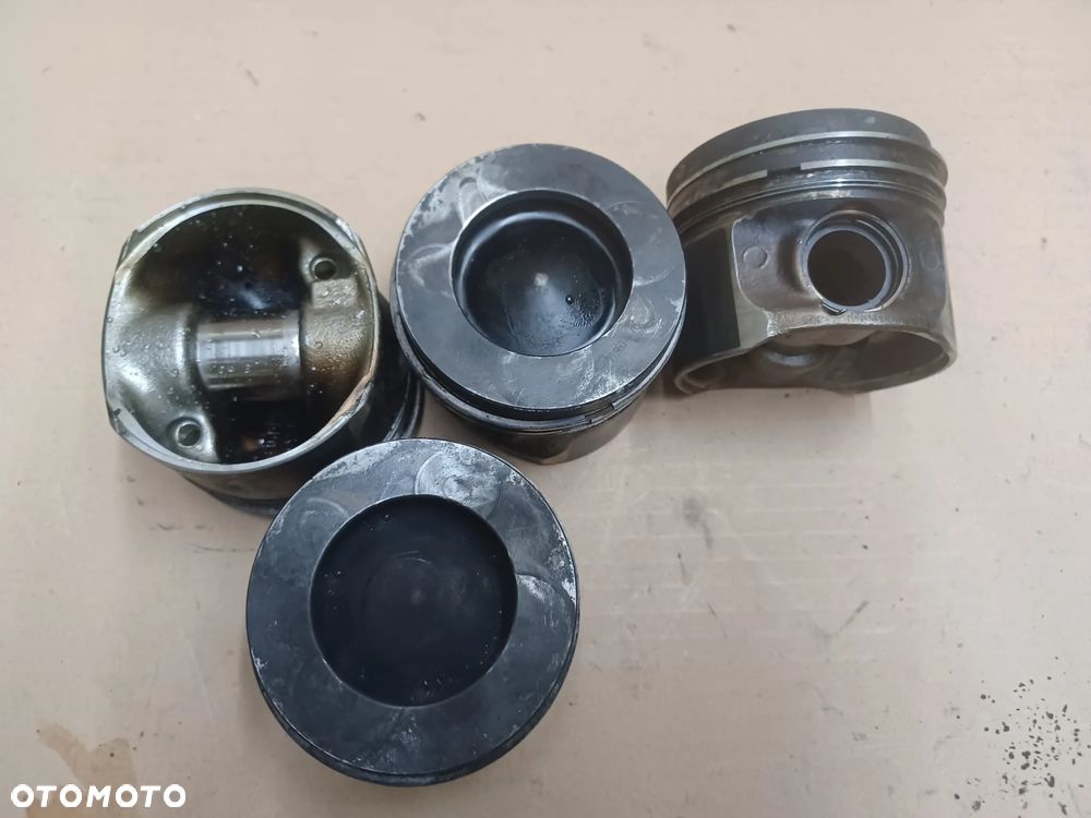 TŁOK BMW MINI R60 1.6 D  N47C16A   78L65 - 7