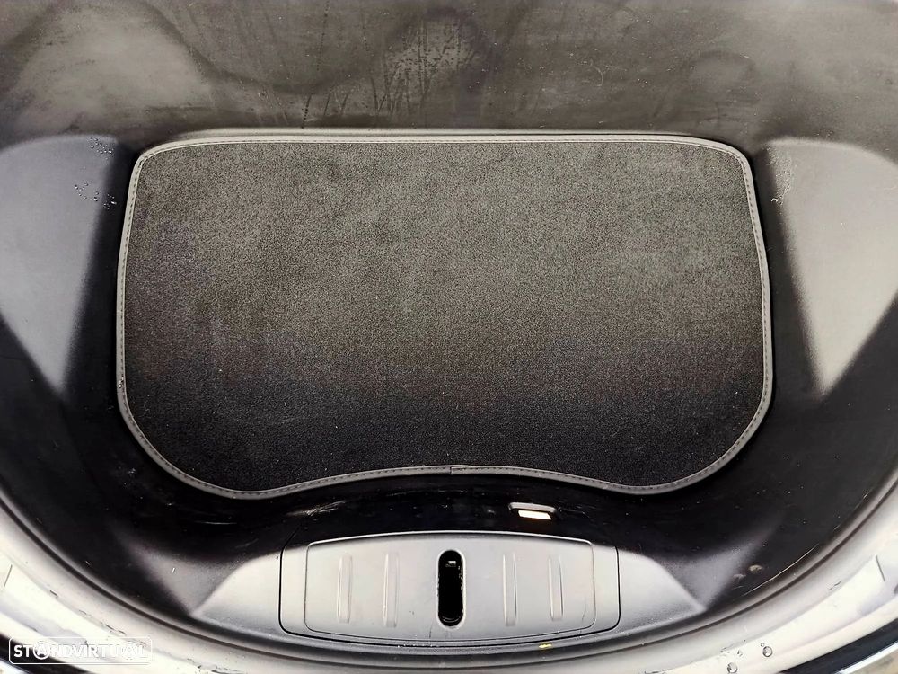 Tesla Model 3 AWD Dual Motor Performance - 8