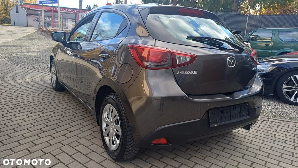 Mazda 2 - 7