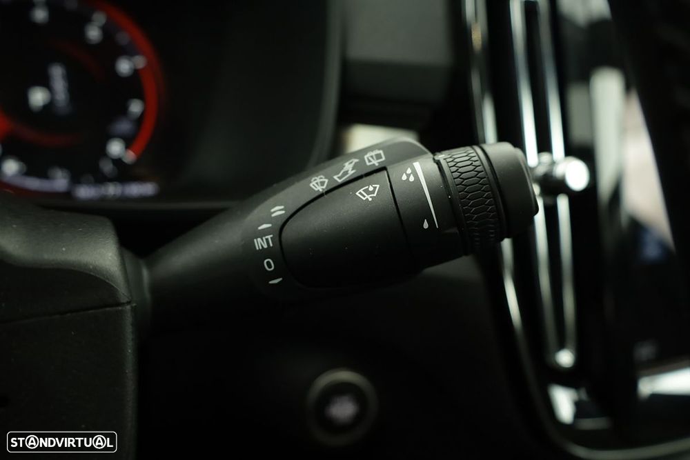 Volvo XC 40 1.5 T2 Core Auto - 18