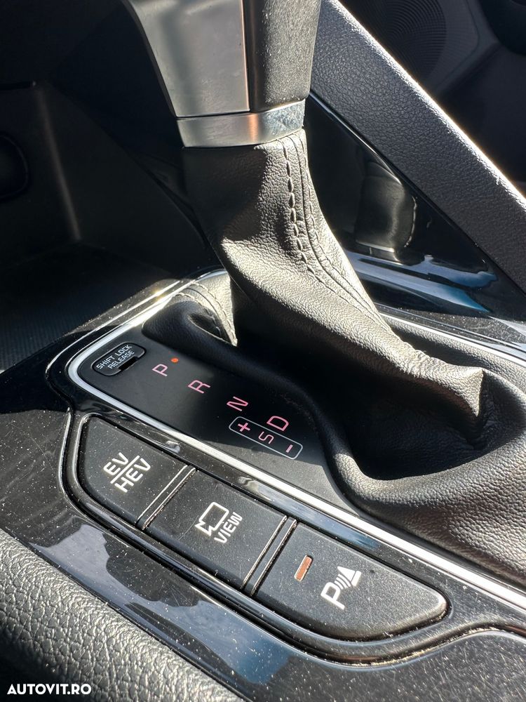 Kia Niro 1.6 GDI PHEV 2WD OPF Aut. Edition 7 - 22