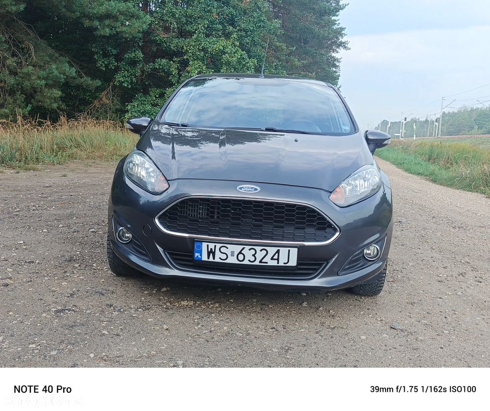 Ford Fiesta 1.5 TDCi Ambiente - 2
