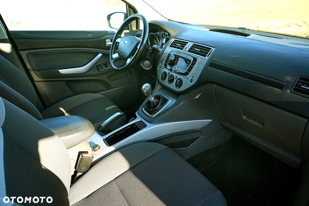 Ford Kuga 2.0 TDCi 2x4 Champions Edition - 17