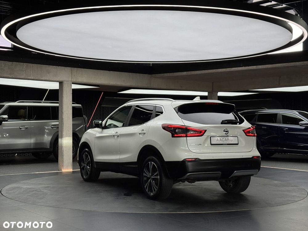 Nissan Qashqai 1.3 DIG-T N-Connecta - 4