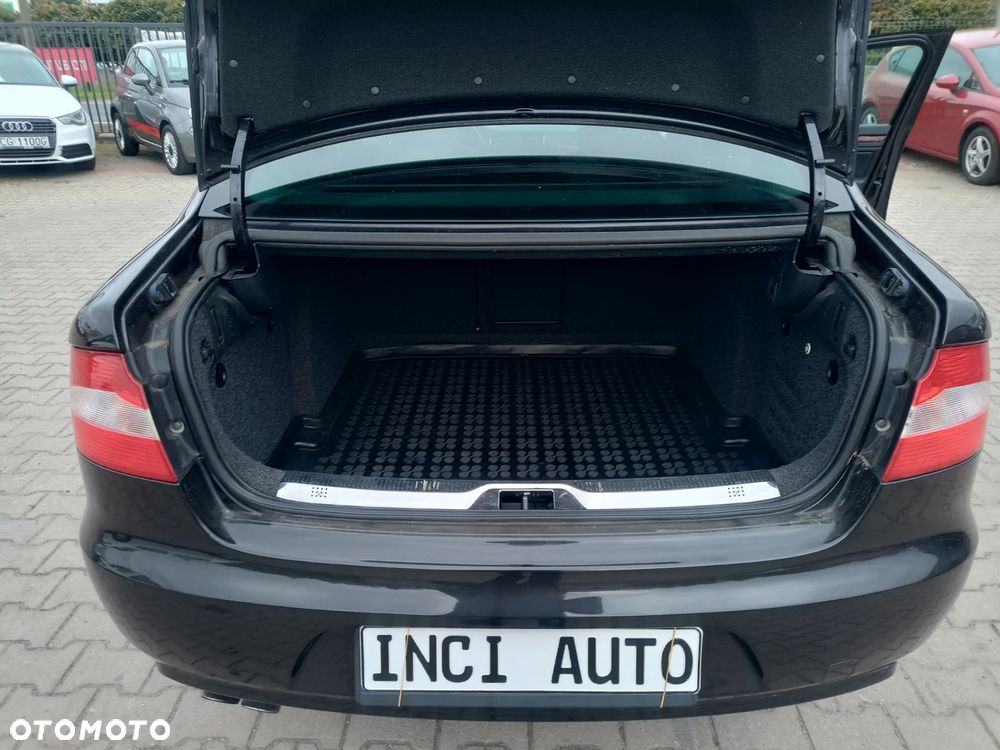 Skoda Superb 1.8 TSI Comfort DSG - 23