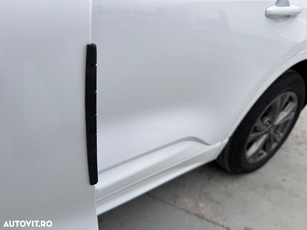 Ford Kuga 2.5 Duratec PHEV ST-LINE X - 6