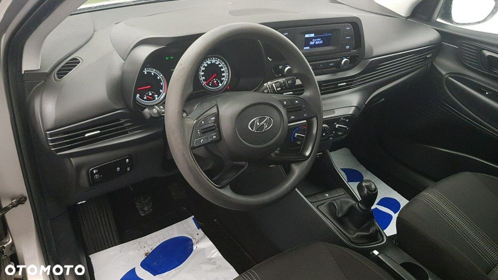 Hyundai i20 - 16