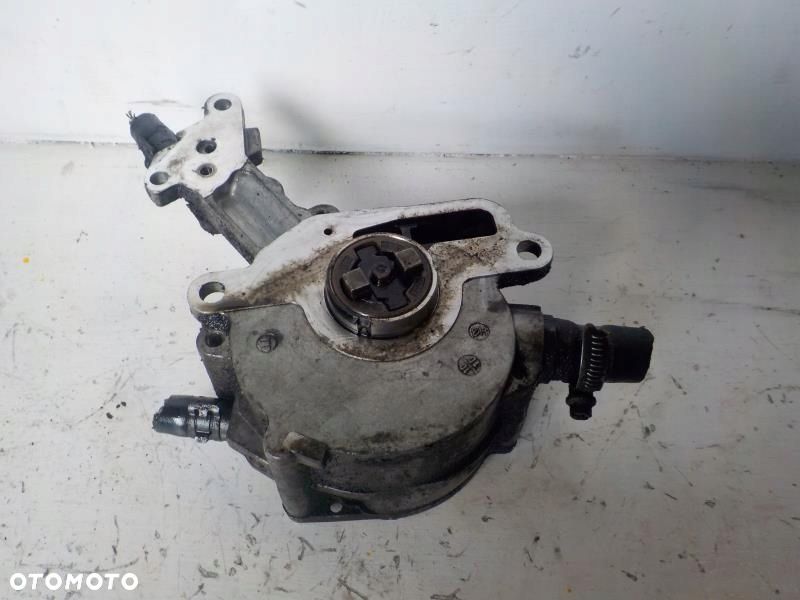 AUDI A3 II 8P 2.0 TDI POMPA VACUM 038145209Q - 1