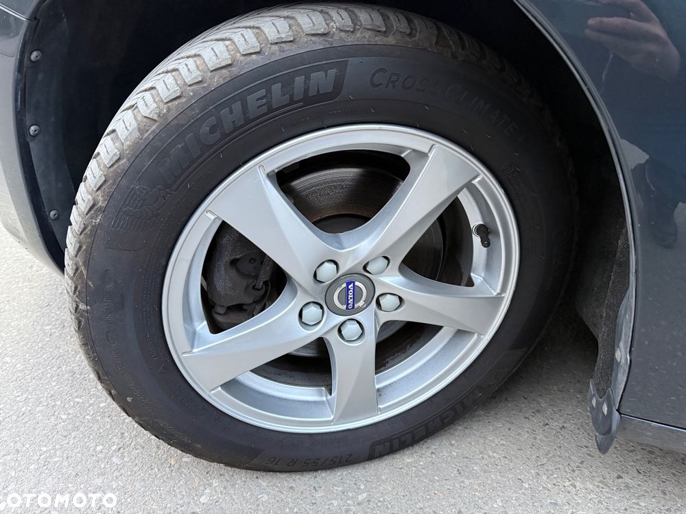 Volvo V60 D2 Momentum - 13