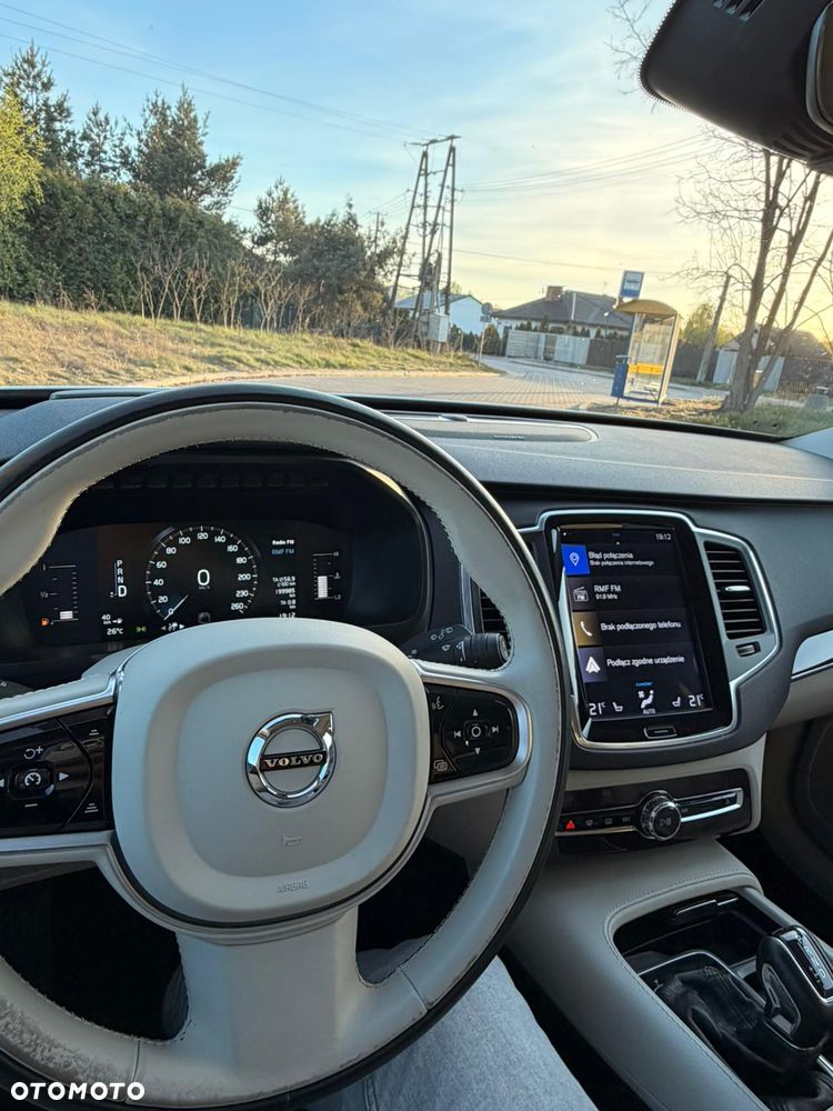 Volvo XC 90 - 10