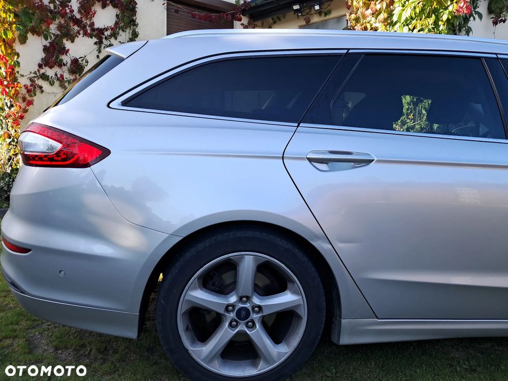 Ford Mondeo 2.0 TDCi STart-Stopp PowerShift-Aut Titanium - 4