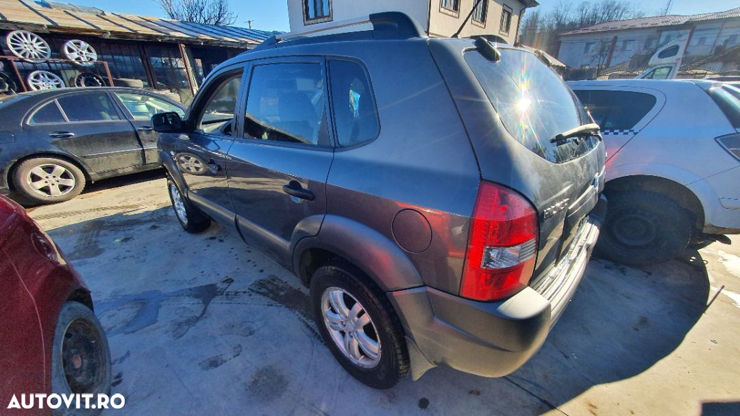 Dezmembram HYundai Tucson 2.0 b an fabr 2007 - 2