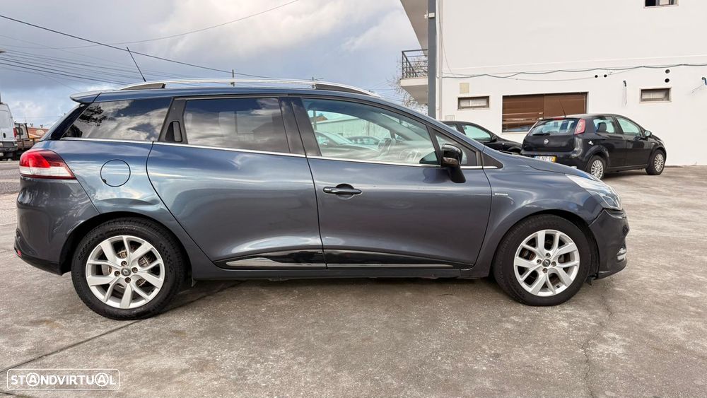 Renault Clio Sport Tourer - 7