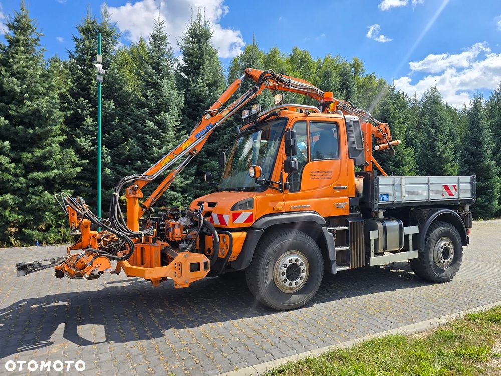 Unimog U527 - 4