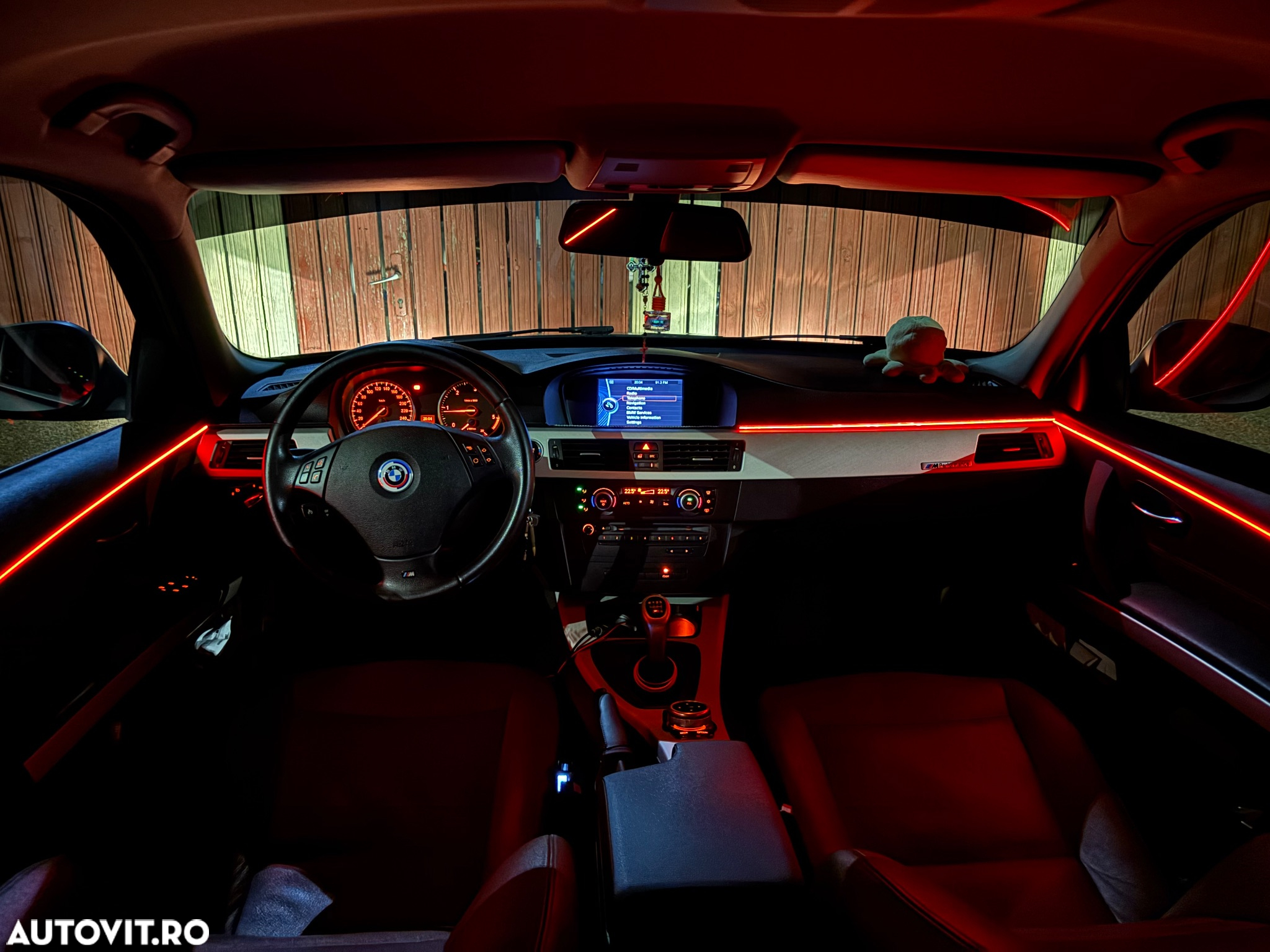 BMW Seria 3 318d - 18