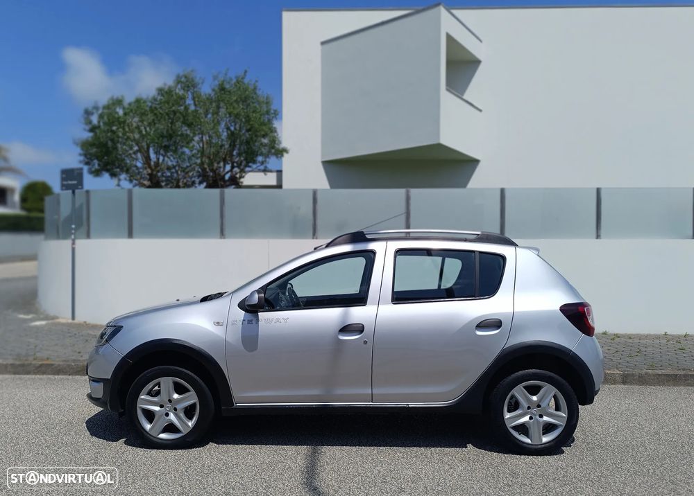 Dacia Sandero 0.9 TCe Stepway - 12