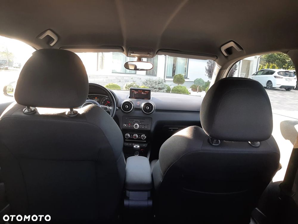 Audi A1 3-drzwiowe 1.2 TFSI S line edition m S line Sportpaket - 21