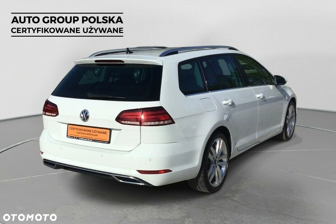 Volkswagen Golf - 5
