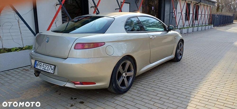 Alfa Romeo GT 1.9 JTD M-Jet Collezione - 4