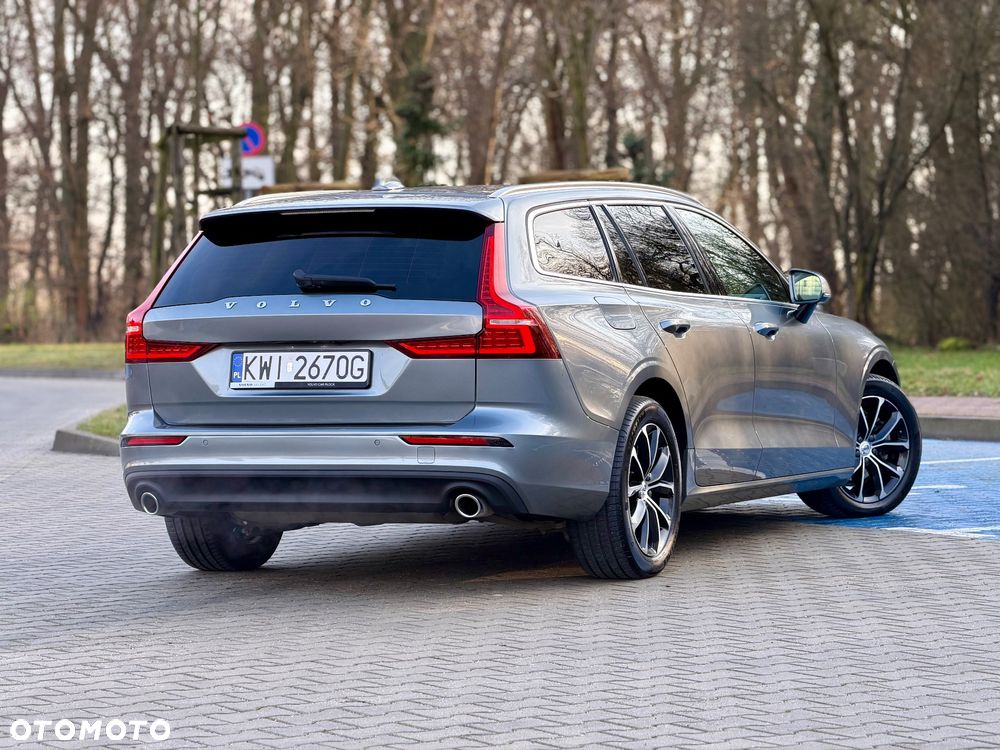Volvo V60 B4 D Geartronic Momentum - 2