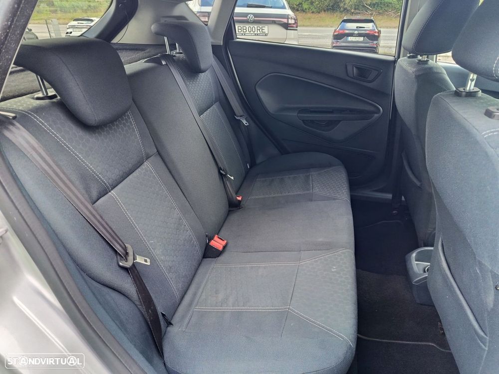 Ford Fiesta 1.4 TDCI Titanium - 18