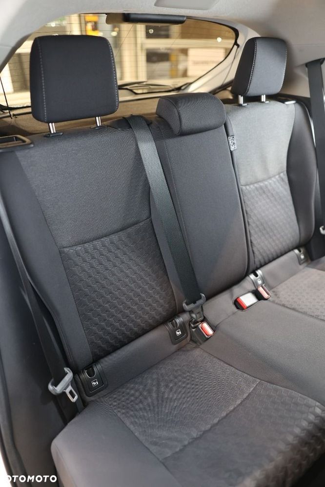 Toyota Yaris - 14