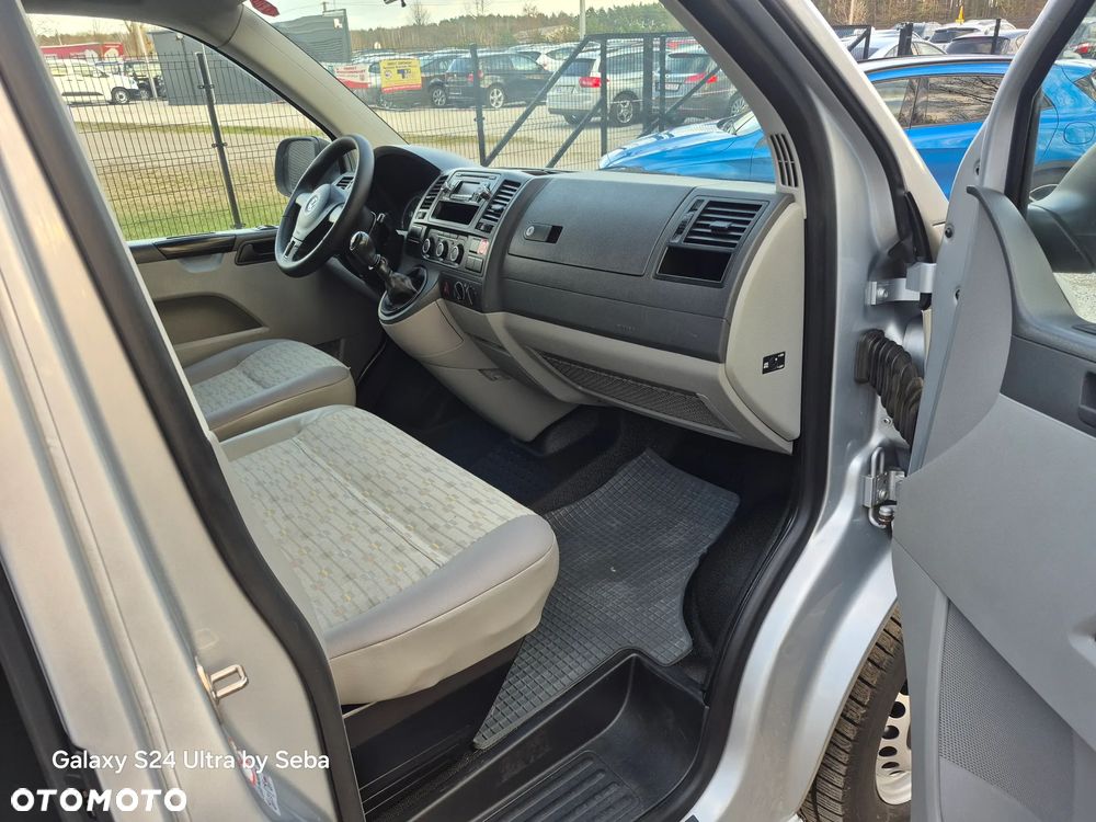 Volkswagen Transporter - 25