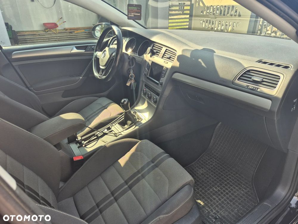 Volkswagen Golf 1.2 TSI BMT Trendline - 2