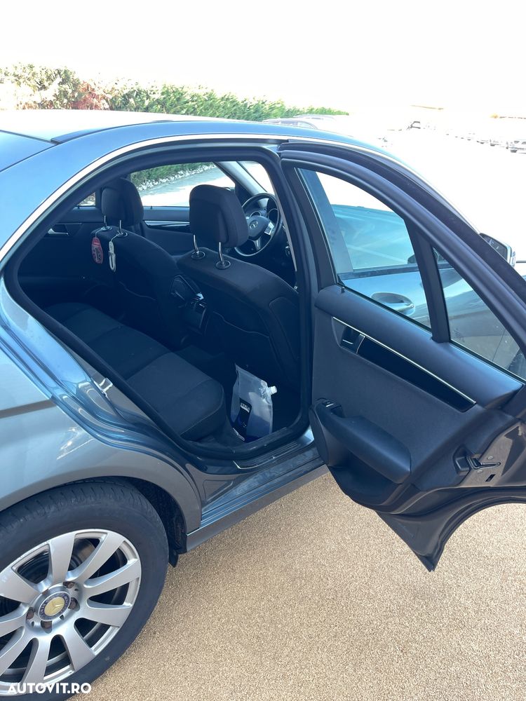 Mercedes-Benz C 250 d 4MATIC Aut. - 25