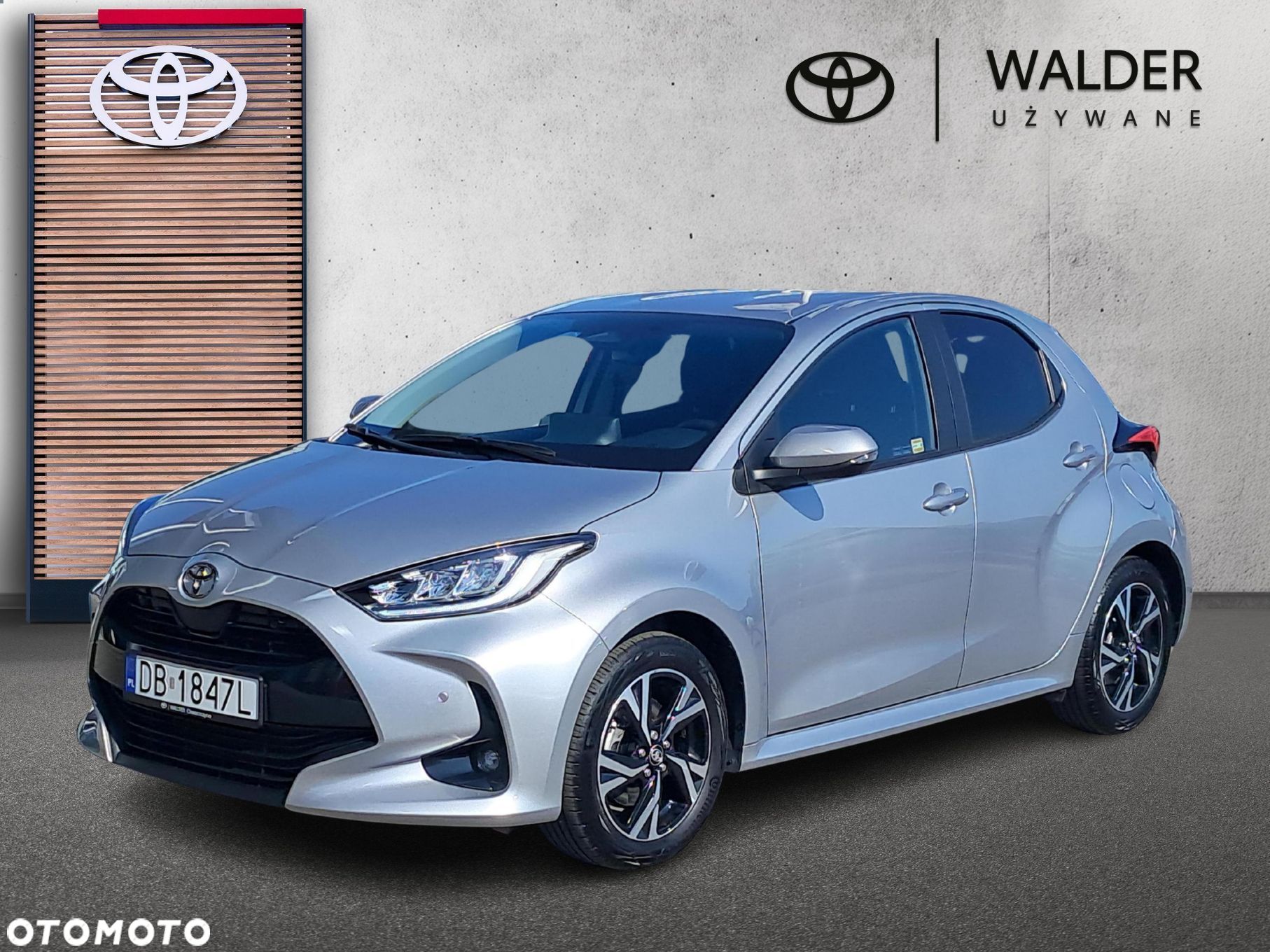 Toyota Yaris Hybrid 1.5 Style - 1