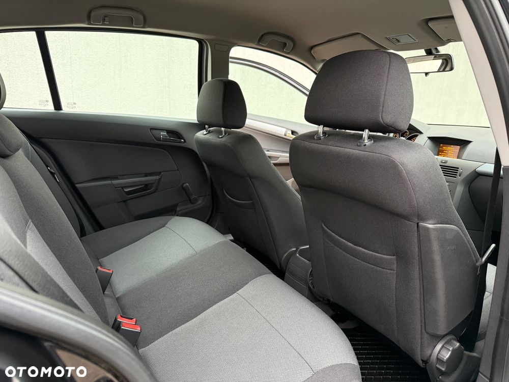 Opel Astra 1.6 Enjoy Easytronic - 19