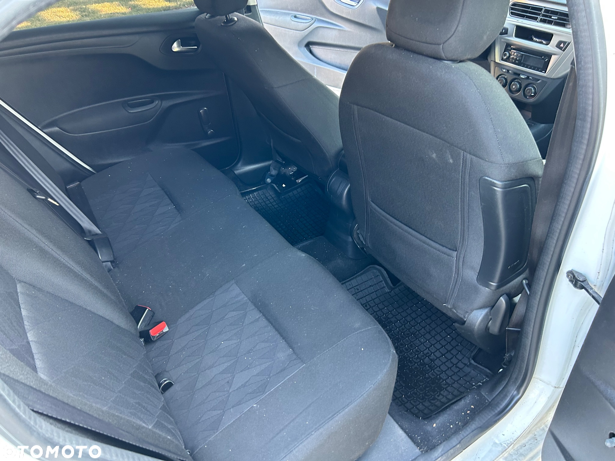 Citroën C-Elysée 1.2 PureTech GPF Shine - 12