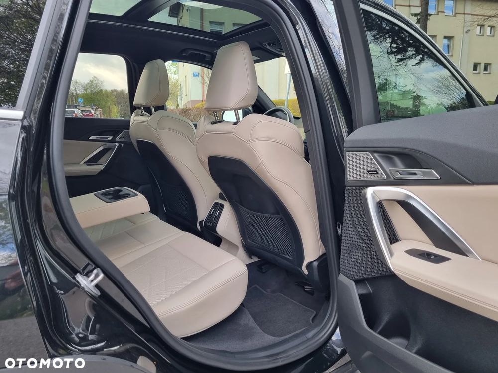 BMW X1 - 32