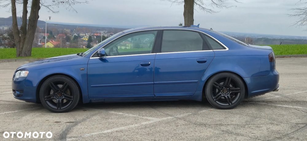 Audi A4 Limousine 2.0 T FSI quattro tiptronic - 4