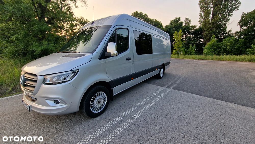Mercedes-Benz Sprinter - 2