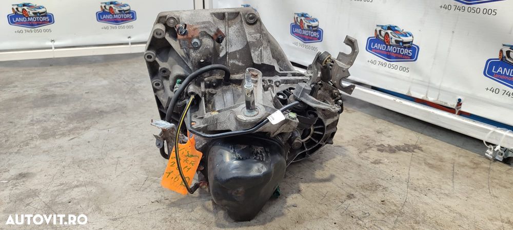 CUTIE VITEZE manuala  NISSAN JUKE 1.6 BENZINĂ 2010–2014 COD OEM 3210000Q0J / FDN 820036 CEJR0526 ST JR5 319 8200133311 (5C) - 3