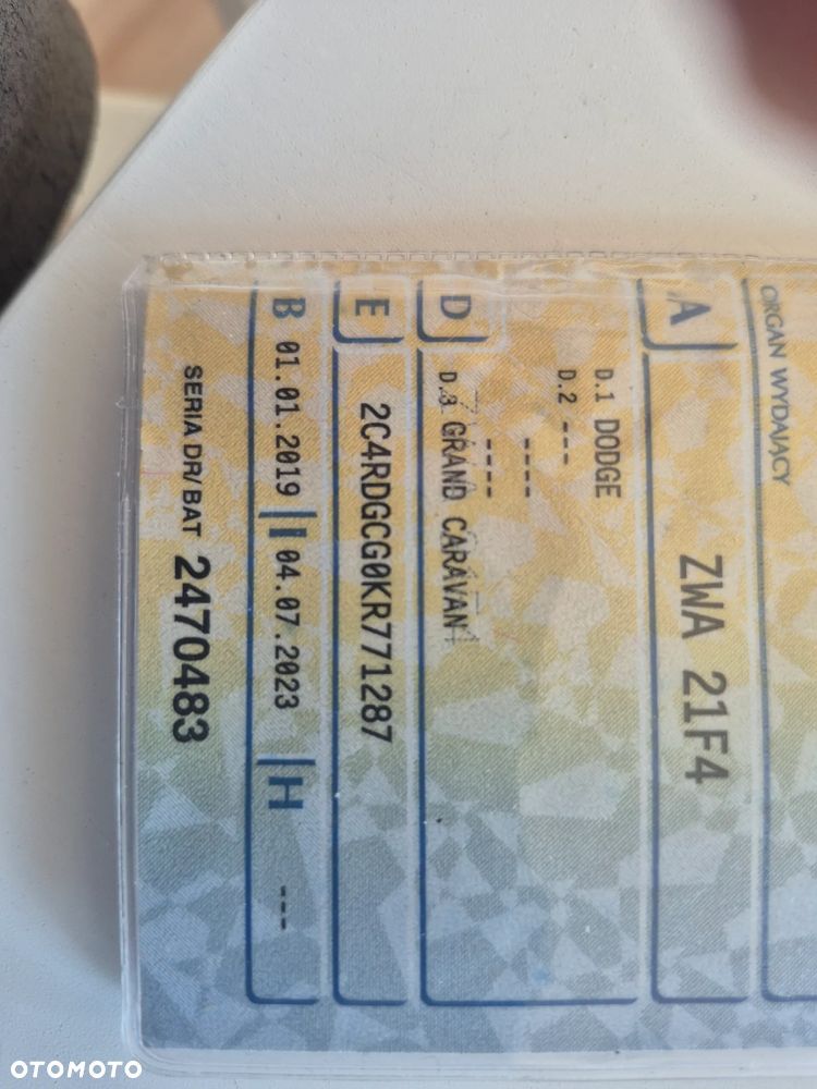 Dodge Grand Caravan - 10