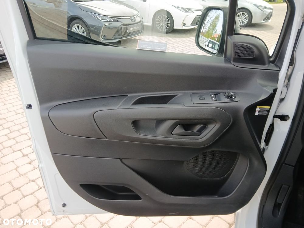 Toyota PROACE CITY - 23