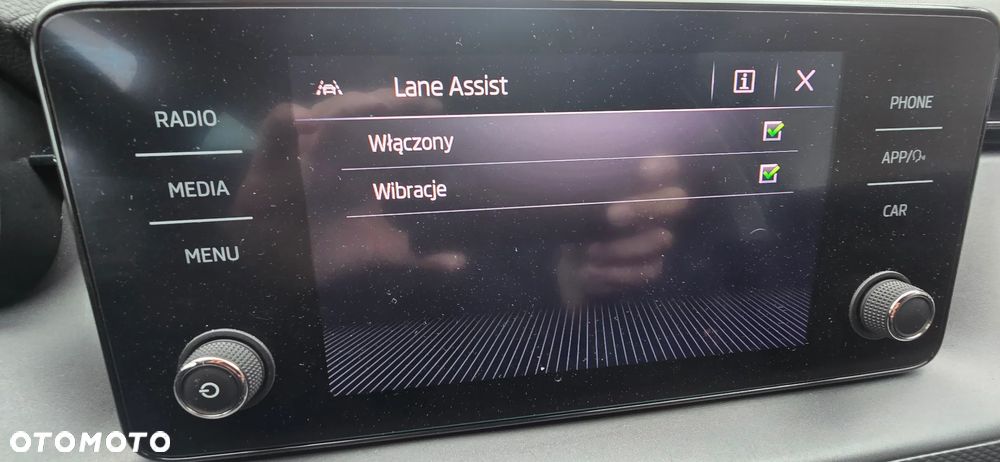 Skoda Scala 1.5 TSI Ambition DSG - 25