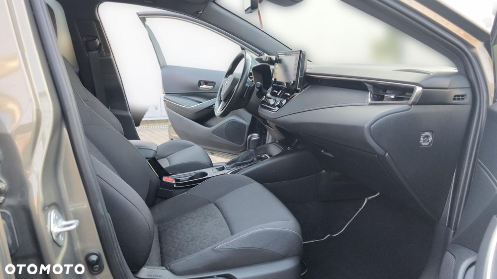 Toyota Corolla 2.0 Hybrid Comfort - 10