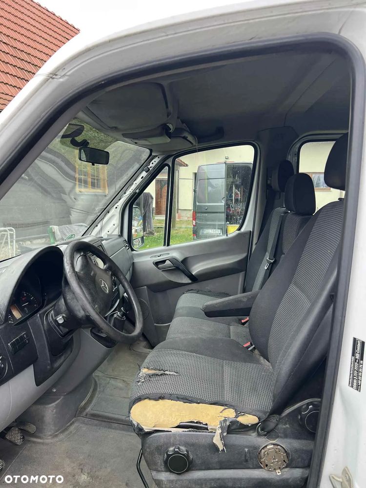 Mercedes-Benz Sprinter - 7